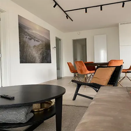 Florence At Sea, Luxe 3 Slpk App Met Zonnig Terras, Gratis Parking Appartement